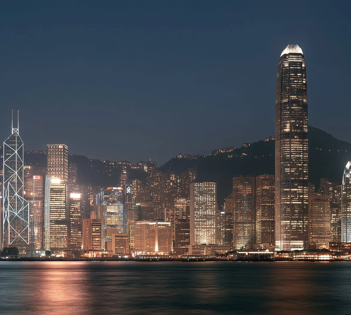 cta-hongkong-night